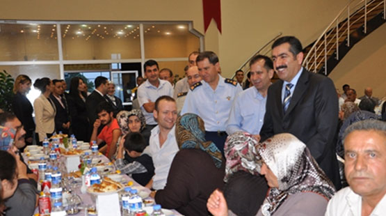 Şehit yakınları ve gazilere iftar