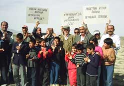 Çöplük poşetleri koyunları öldürüyor