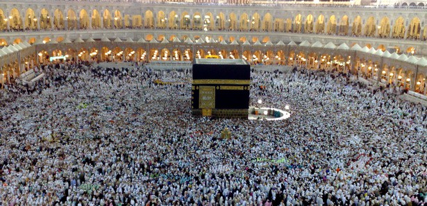 Kabe imamından Suriye'ye özel dua