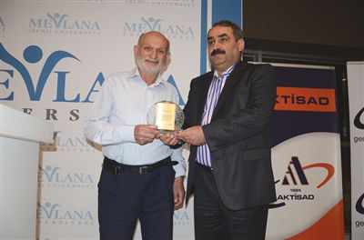 Hayırseverler iftarda buluştu