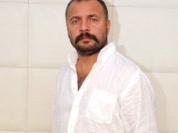 14 yıllık hizmetçisini işten çıkardı