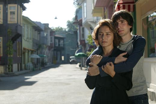 Öyle bir geçer zaman ki...