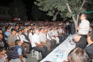 Konuk, Ramazan'ı üreticilerle geçiriyor