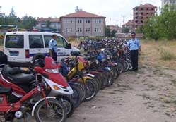 112 motosiklet trafikten men edildi