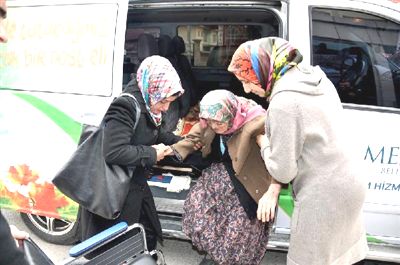 Yaşlılar, yalnız bırakılmıyor