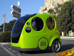 Bu otomobil hava ile çalışıyor