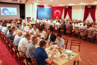 Bürokratlar MÜSİAD'da iftarda buluştu