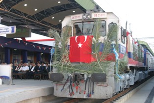 Mavi Tren yeniden sefere başladı