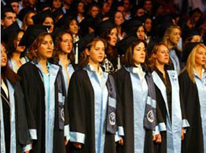 Vakıf üniversiteleri boşta!