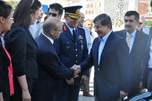 Davutoğlu bayramlaşma töreninde