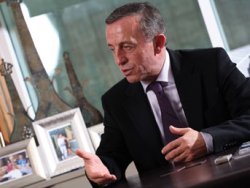 Ağaoğlu zırhlı araç iddiasına yanıt verdi