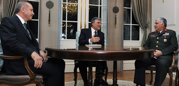 Gül, Erdoğan ve Özel'le 2 saat görüştü