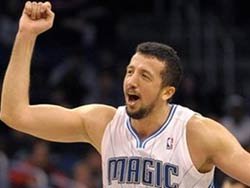 Hidayet Türkoğlu NBA tarihine geçti