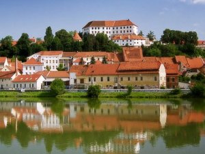 Slovenya da iflasın eşiğine geldi