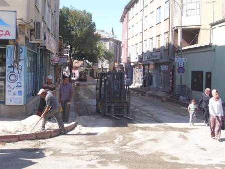 Karatay, parke ve bordürlerle kaplanıyor