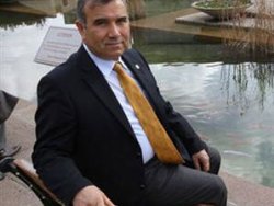 Zorunlu askerlik kalkmalı
