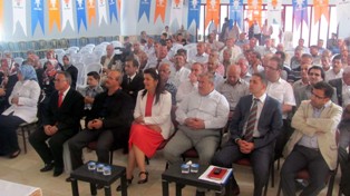 Başımızı ağrıtmak istiyorlar
