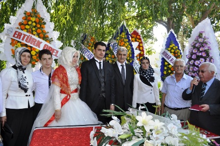 Kıratlı ve Koç ailelerini mutlu günü