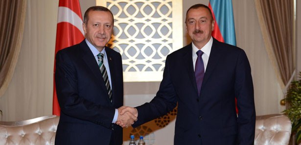 Erdoğan'ı İlham Aliyev karşıladı
