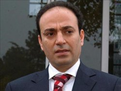 Kızına Kürtçe kreş açıyor