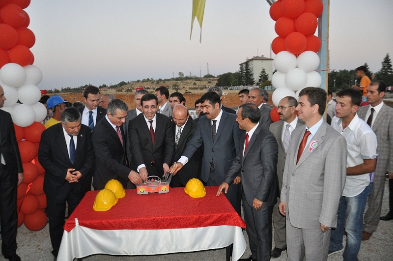 Bakan temel attı... HAYIRLI OLSUN!