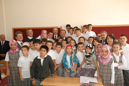 Karatay İmam Hatip eğitime başladı