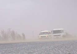 Kum fırtınaları çölleşmenin işareti