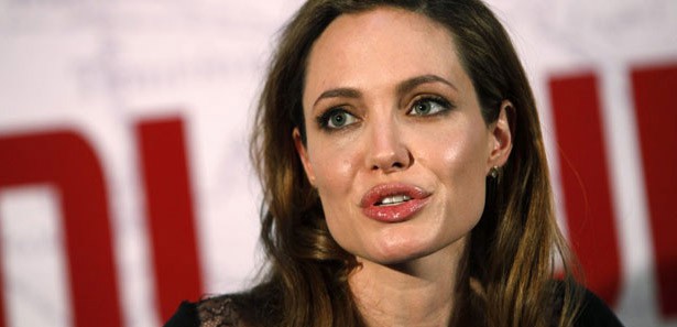 Angelina Jolie ölümcül hastalığa yakalandı!