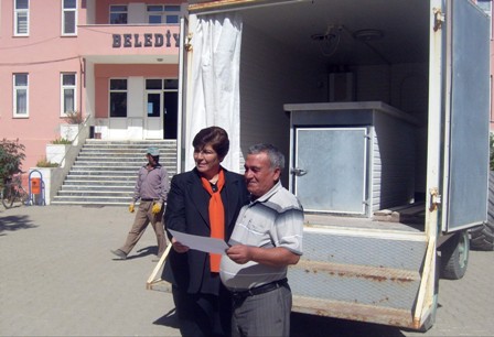 Adsız'dan Eğirdir'e araç bağışı