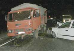 Hatalı sollama: 3 yaralı