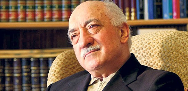 Sevenleri Fethullah Gülen'i yalnız bırakmadı