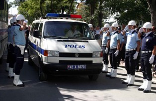 Türkiye’nin en yaşlı polisi vefat etti