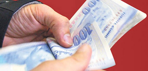 Az çalışana çok, çok çalışana az maaş