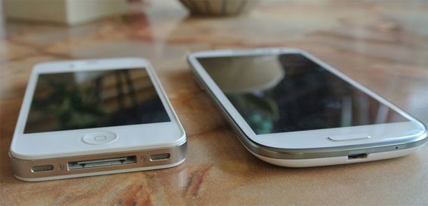 Samsung iPhone 5 için mahkemeye gidiyor