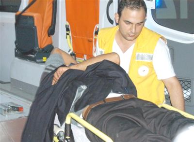Pompalı tüfekle bacağından vuruldu