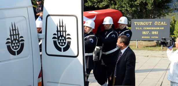 Özal'ın ikinci kez cenaze namazı kılınacak mı?