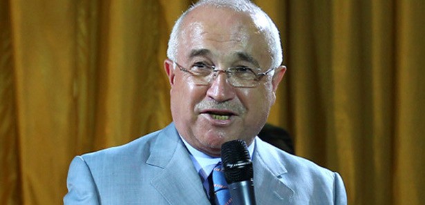 Özal'ı mezarda bile rahat bırakmıyoruz!