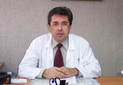 Hemşireler özveriyle çalışıyor