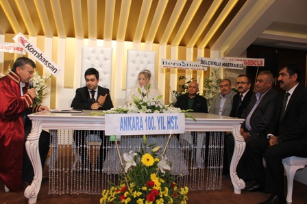 Karaca oğlunu evlendirdi