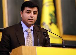 Demirtaş'tan Erdoğan'a barış çağrısı