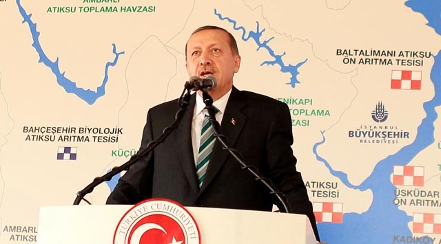 Başbakan'dan Esed'e: Aklını başına al!