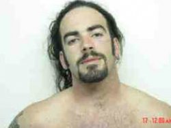 Hamam böceği yeme yarışı birincisi öldü