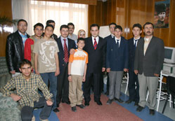 KİMSEV'e bilgisayar hediye edildi