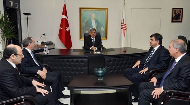 Gül'den YÖK'e ilk ziyaret