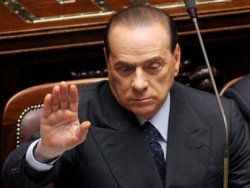 Berlusconi geri mi dönüyor