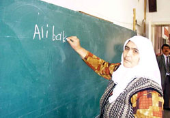 Okuma yazma yaş dinlemiyor