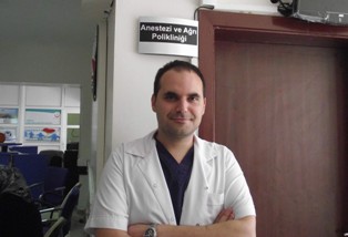 Doktorun ceketini çaldılar