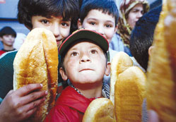 Sarayönü'nde ekmeğe zam yapıldı