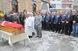 Basın şehidine son görev