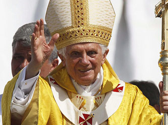 Papa ilk kez Arapça dua etti!